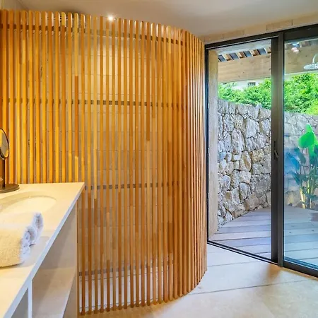 Villa Architect's Villa, Sea View, And Swimming Pool